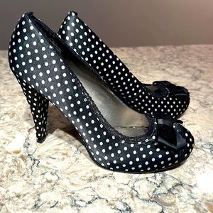 Fergalicious by Fergie heels size 10.5